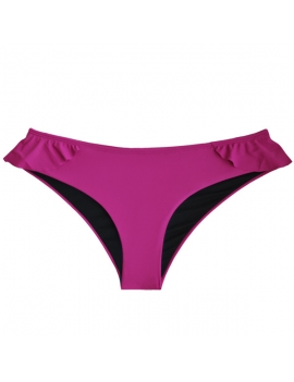 Calzon clasico de bikini con vuelos laterales y traseros color morado